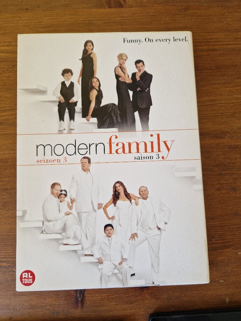 Modern Family seizoen 3 DVD, Gebruikt, Alle leeftijden, Ophalen of Verzenden, Komedie