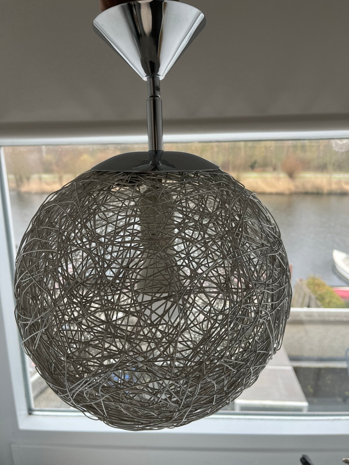 Moderne hanglamp met draadbol design, Ophalen, Gebruikt, Metaal, E27 (groot)