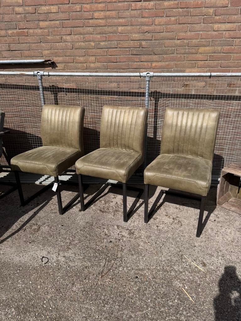 3 donkergroene eettafelstoelen €20 per stuk, Ophalen, Gebruikt, Overige kleuren, Drie