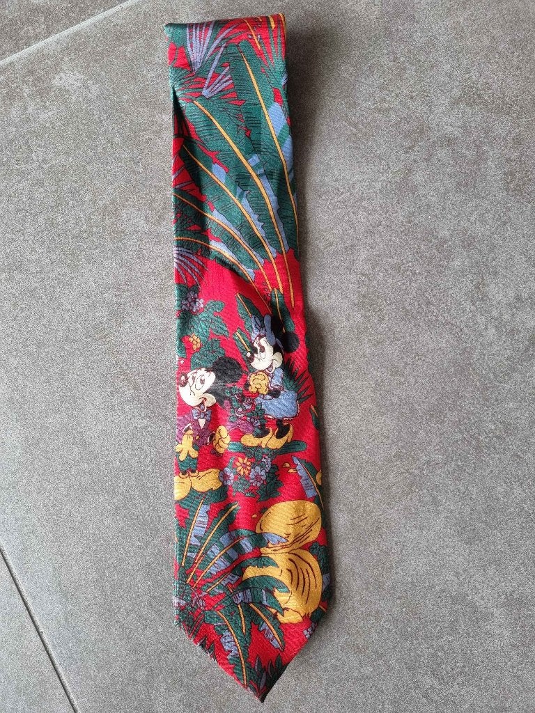 Vintage Disney stropdas, Ophalen of Verzenden, Zo goed als nieuw, Met patroon, Rood