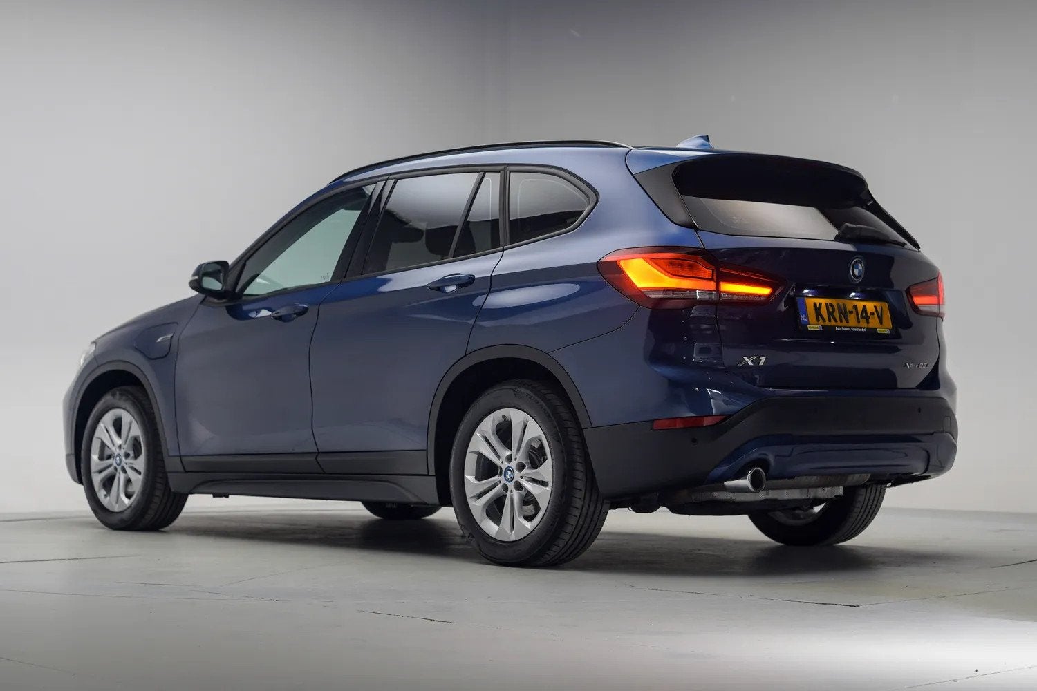 BMW X1 xDrive 25e Executive Aut. [ Camera LED Elek.achterkle, Auto's, Gebruikt, 750 kg, Blauw, 59 km/l