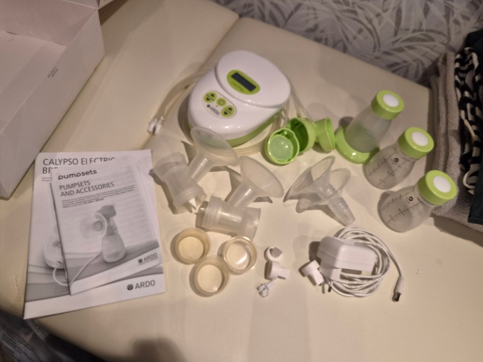 Ardo Calypso borstkolf met accessoires en extra flessen, Ophalen