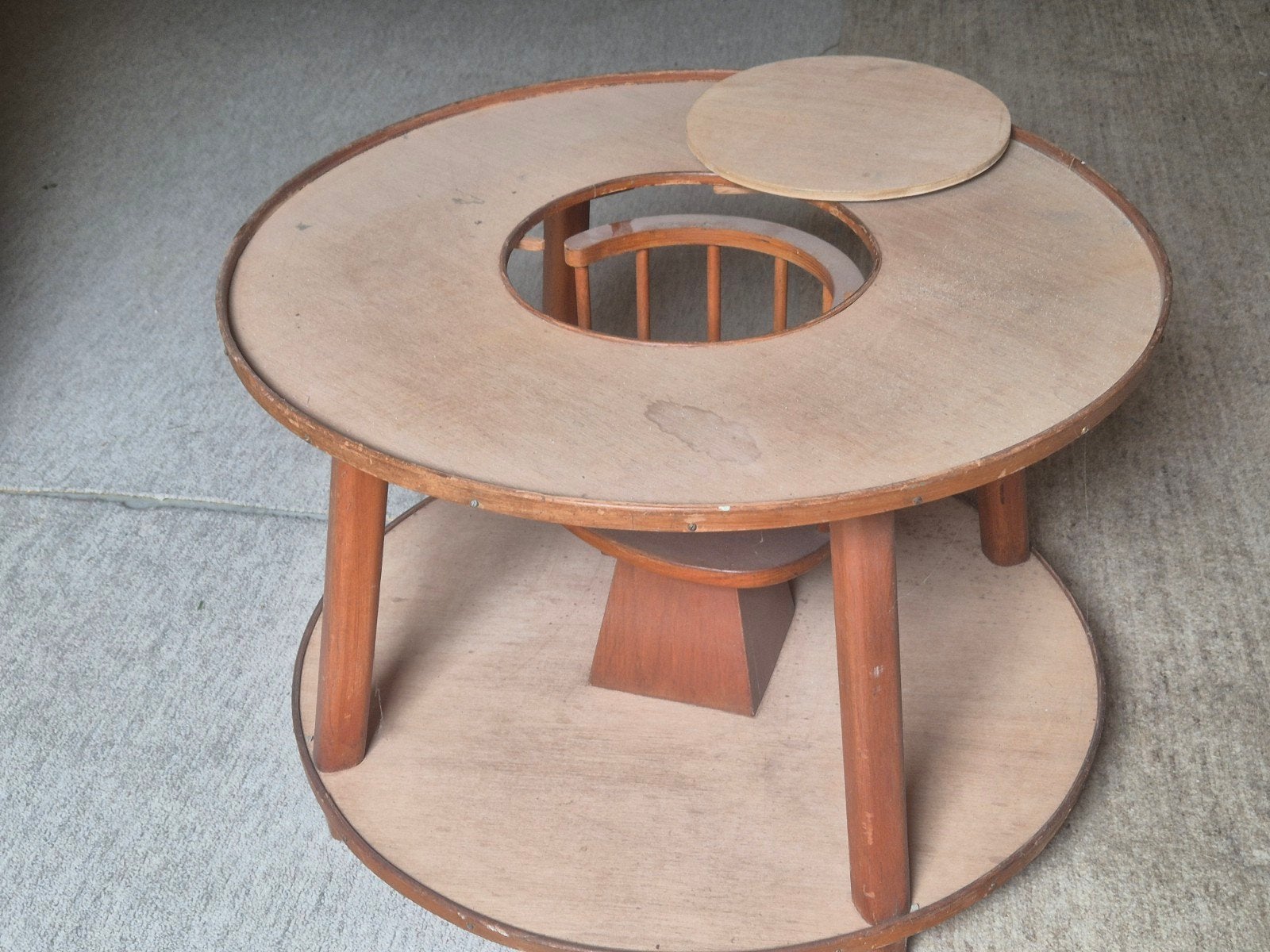 Vintage ronde kinderstoel, Ophalen