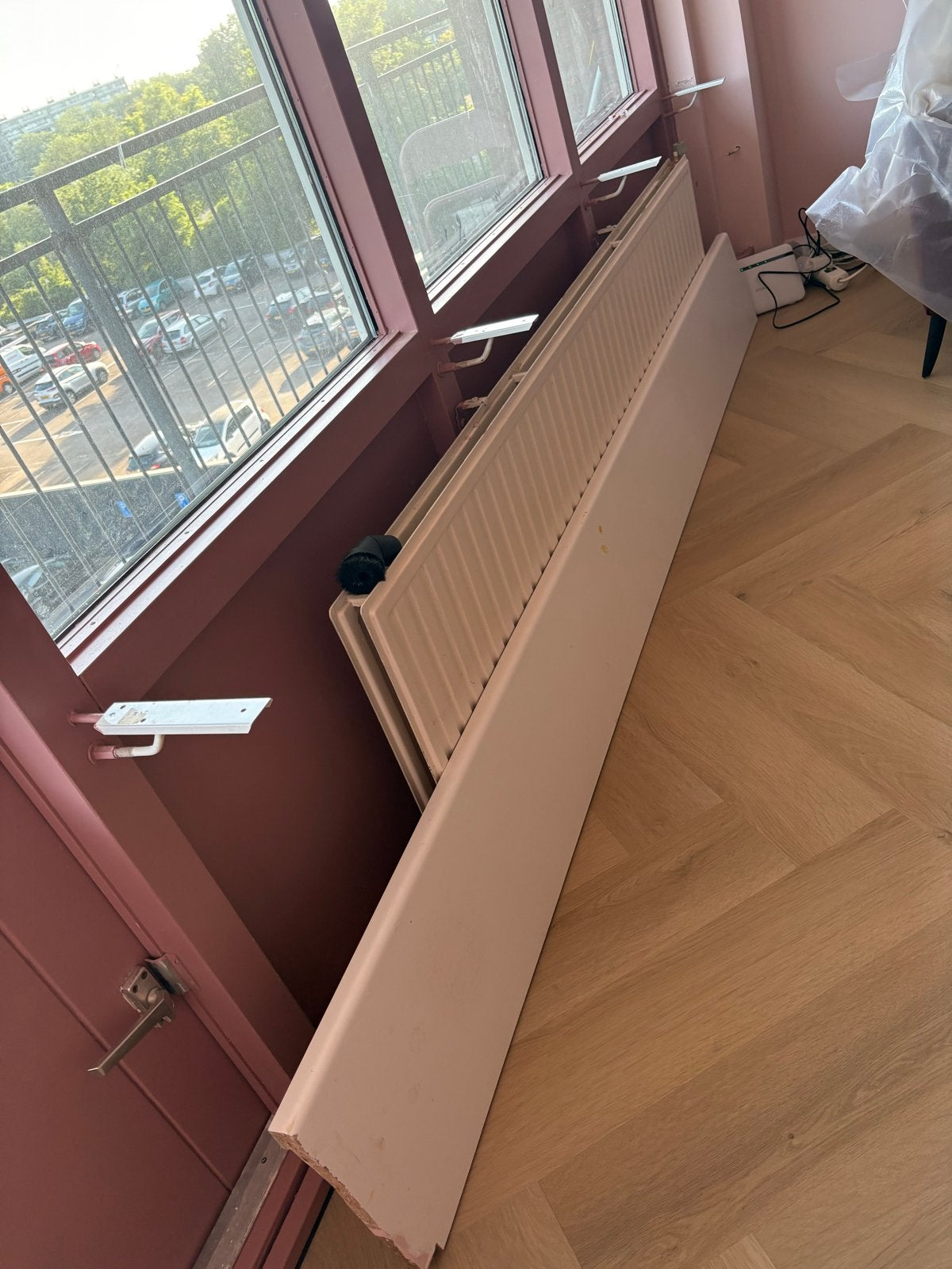 Witte MDF vensterbank, 280 cm, Doe-het-zelf en Verbouw, Plinten en Afwerking, Ophalen, Gebruikt, Vensterbanken, Mdf
