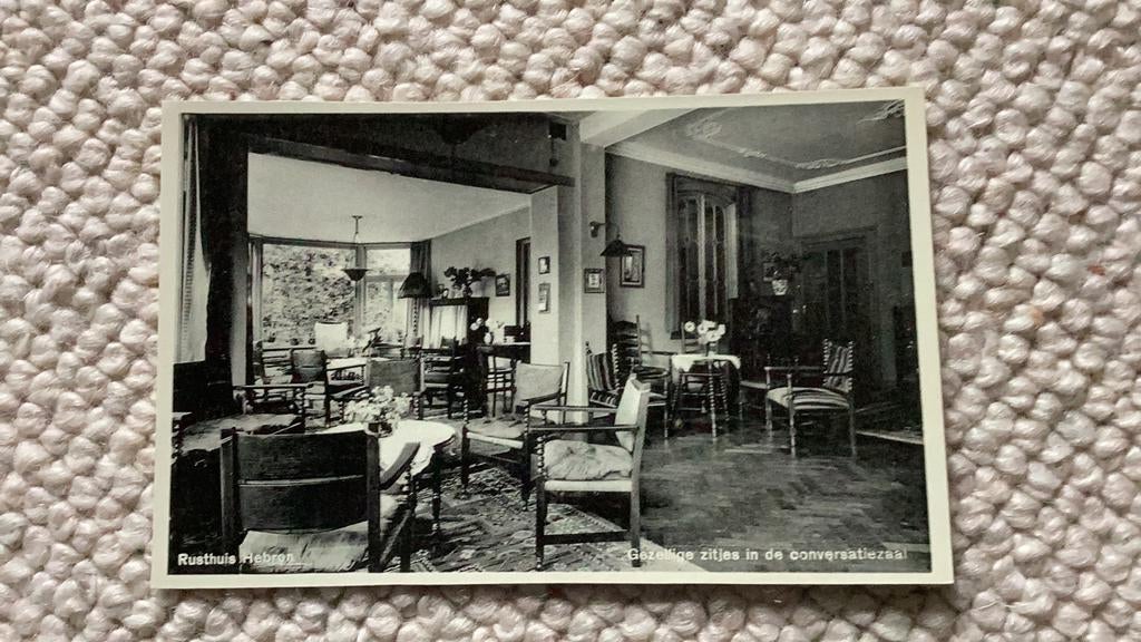 Ansichtkaart Hilversum Chr. Rusthuis Hebron Conversatiezaal, Ophalen of Verzenden, Zo goed als nieuw, Overige onderwerpen
