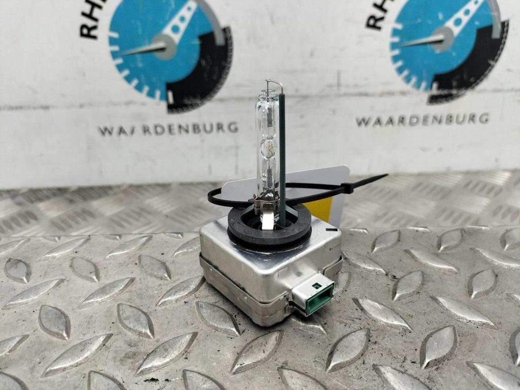 ALFA ROMEO STELVIO KOPLAMP BOL / XENON BOL 2019, Ophalen of Verzenden, Gebruikt, Stiba lid