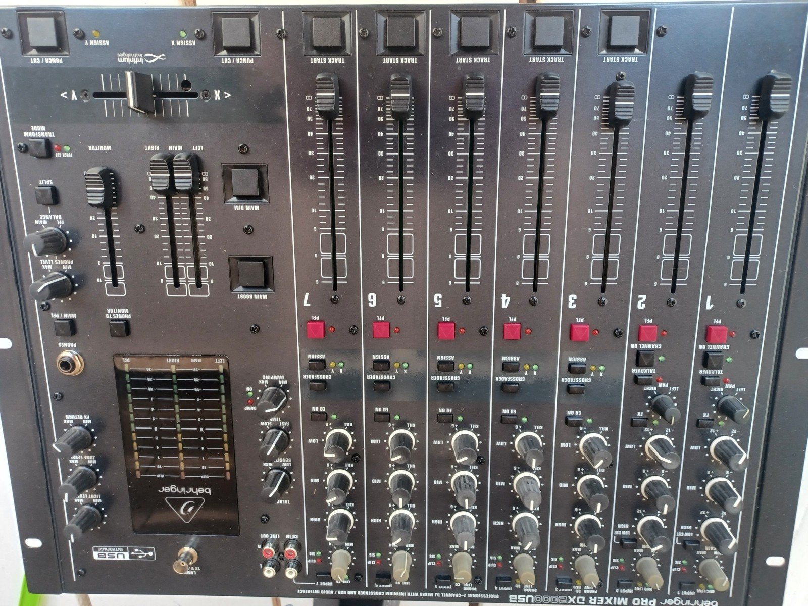 Mengpaneel dx 2000, Muziek en Instrumenten, Mengpanelen, Ophalen of Verzenden, Zo goed als nieuw, 5 tot 10 kanalen, Microfooningang