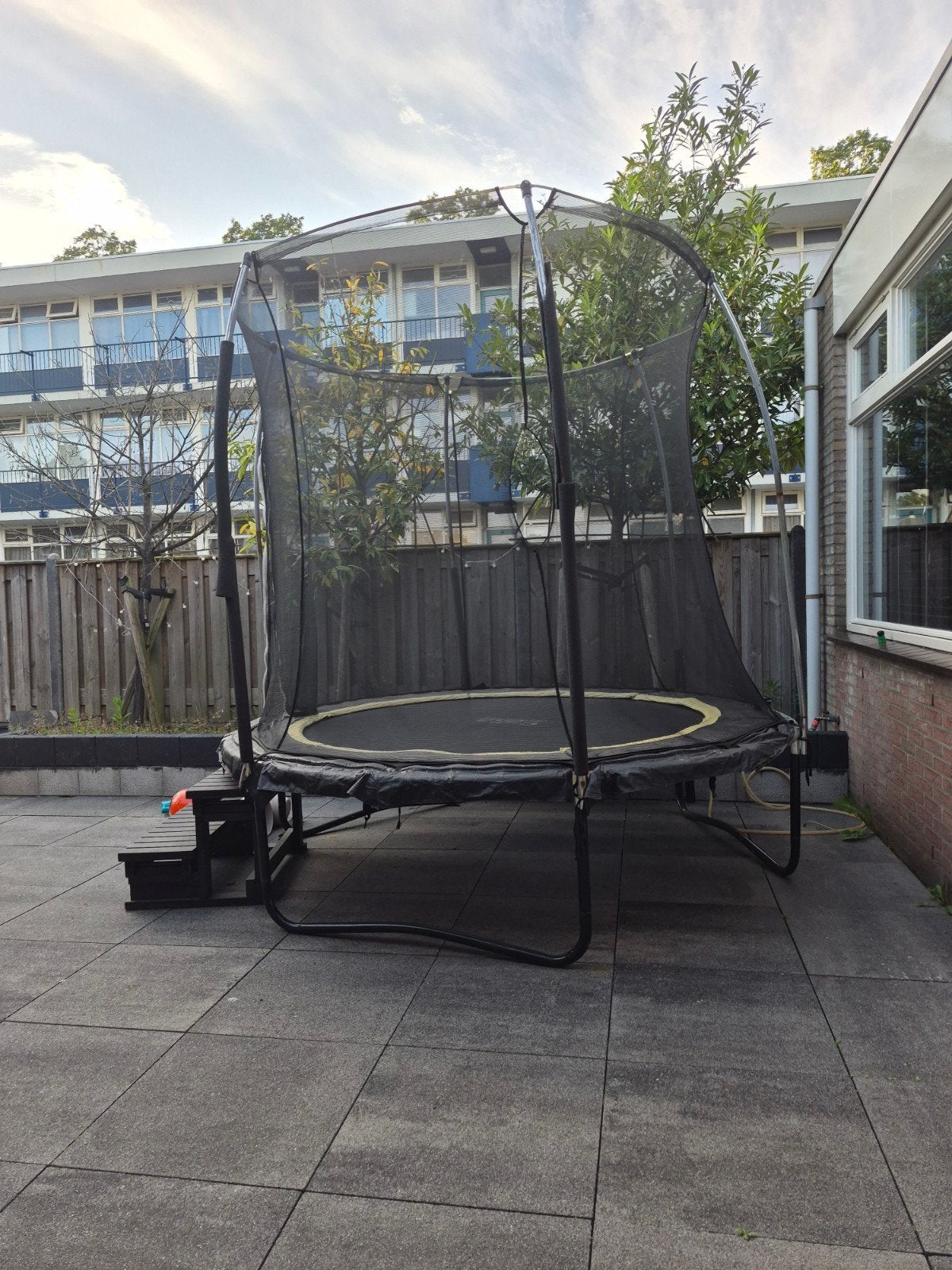 Trampoline met veiligheidsnet, Ophalen, Gebruikt