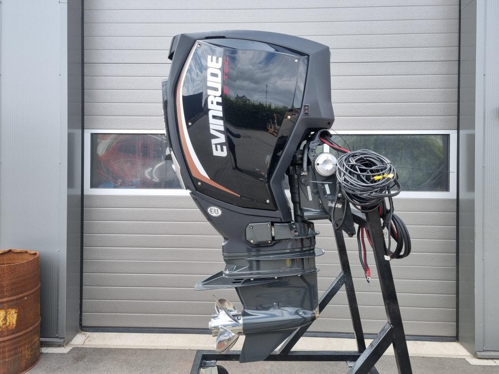 Evinrude ETEC 250 pk G2, Gebruikt