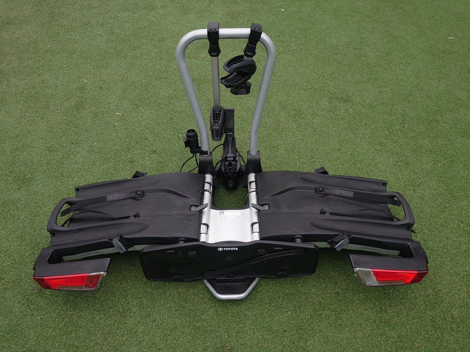 Thule EasyFold 931 Fietsendrager voor 2 fietsen - Toyota, Auto diversen, Ophalen, Gebruikt, 2 fietsen, Trekhaakdrager
