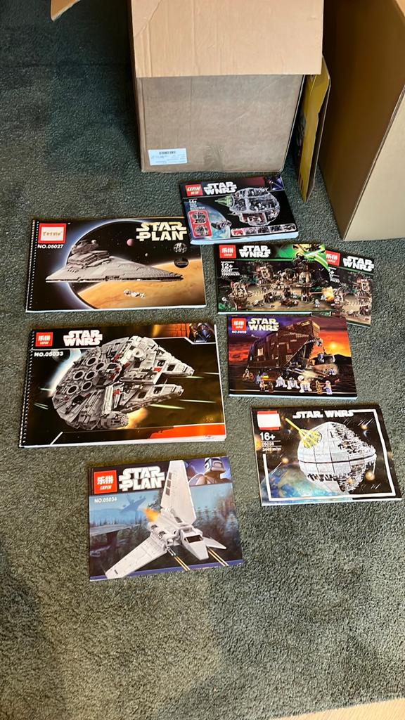 Lepin boekjes van lego gelijkende sets, Ophalen, Zo goed als nieuw