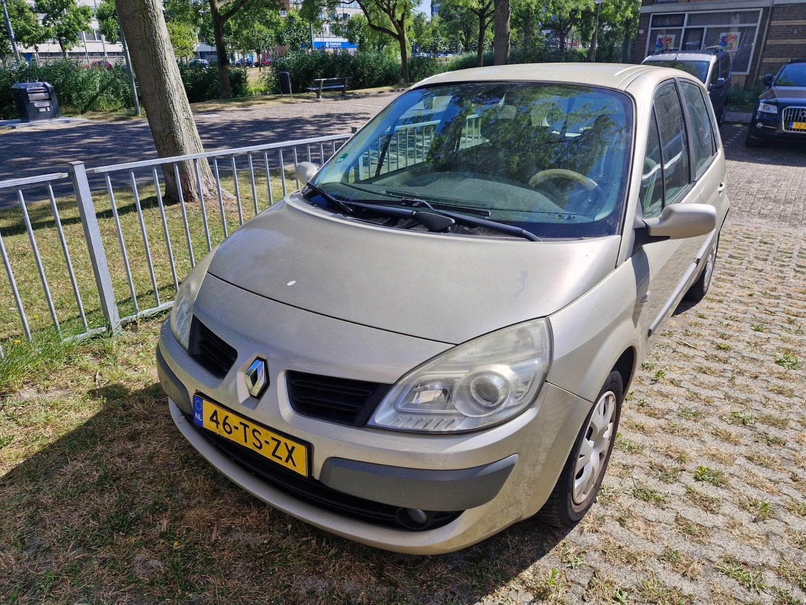 Renault Scénic 1.6 16V lpg  82KW 2007 Beige, Stof, Beige, Origineel Nederlands, Bruin