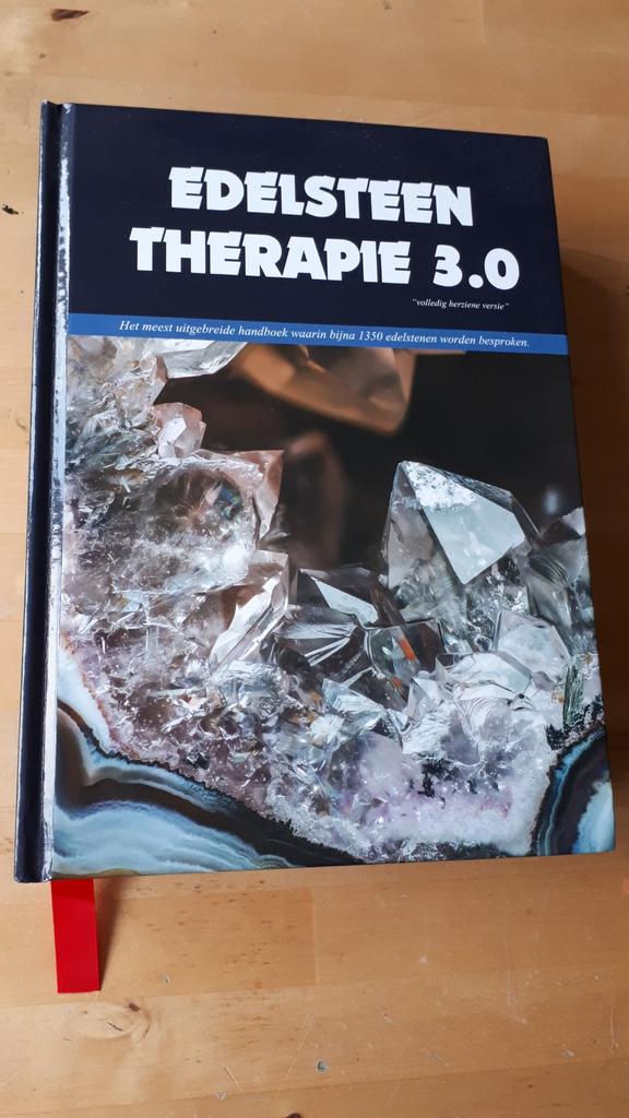 Edelsteen therapie boek 3.0., Boeken, Ophalen, Zo goed als nieuw