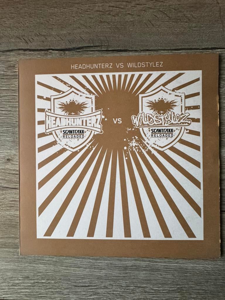 Headhunterz VS Wildstylez, Ophalen of Verzenden, Zo goed als nieuw, 12 inch