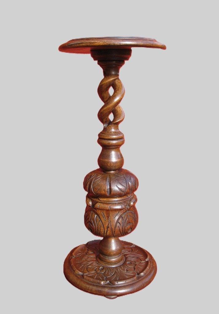Mooie pied de stal notelaar houten bijzettafel, Ophalen
