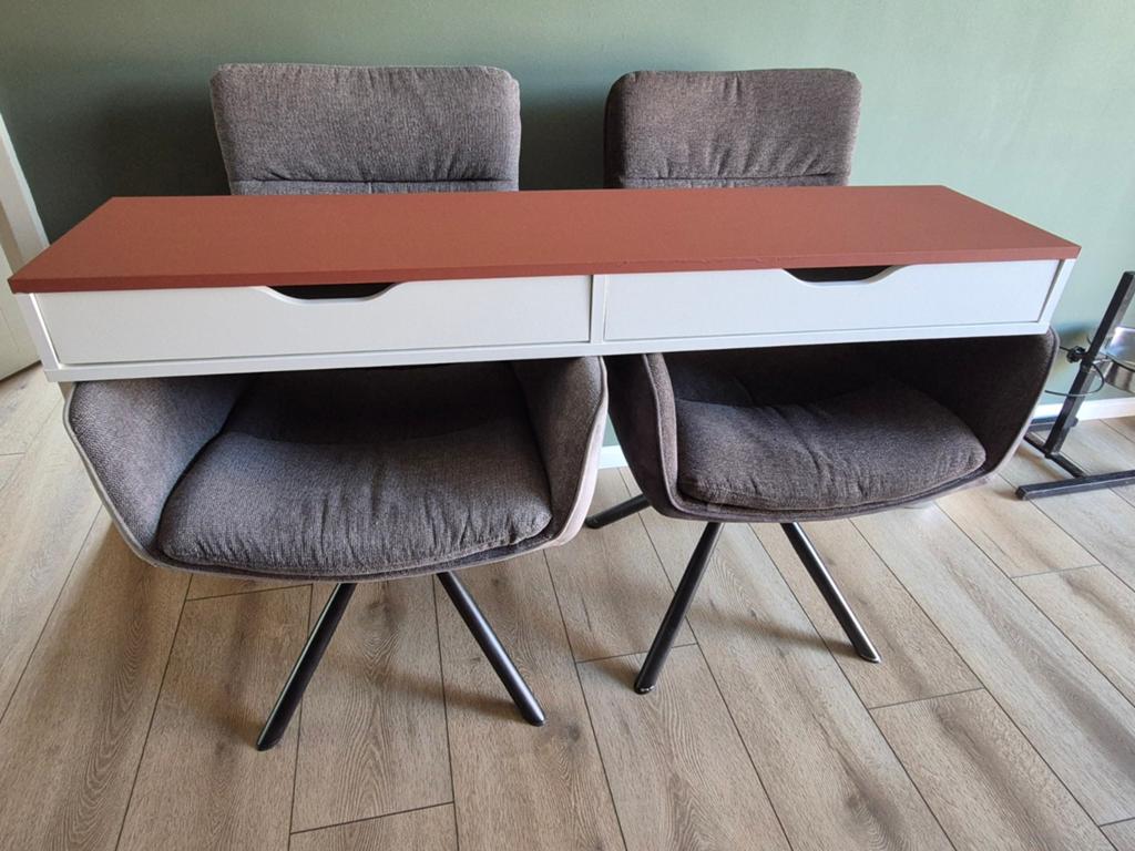 Dressoirs, hang, Ophalen, Gebruikt, 25 tot 50 cm