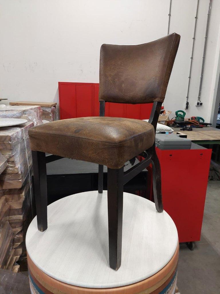 grote partij diverse horecastoelen te koop aangeboden, Huis en Inrichting, Stoelen, Ophalen, Gebruikt, Overige kleuren, Vijf, Zes of meer stoelen