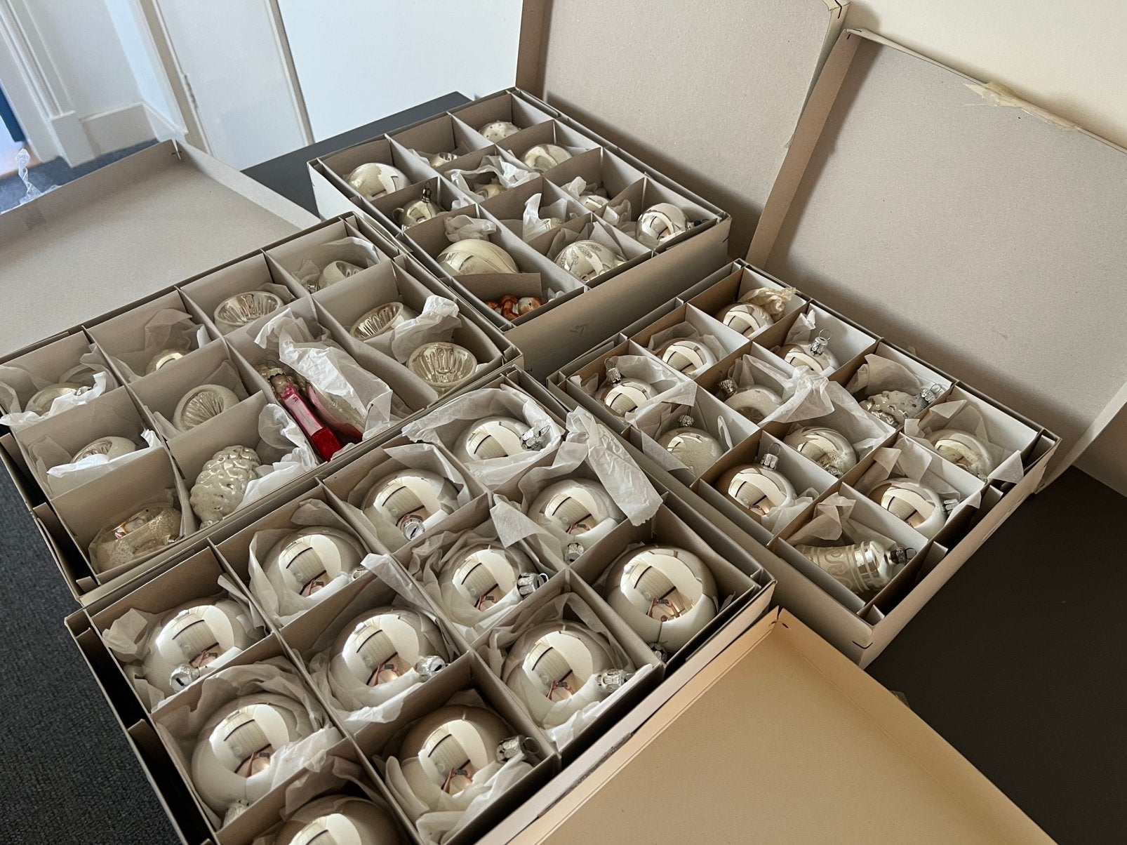 4 dozen oude vintage zilveren kerstballen, Ophalen