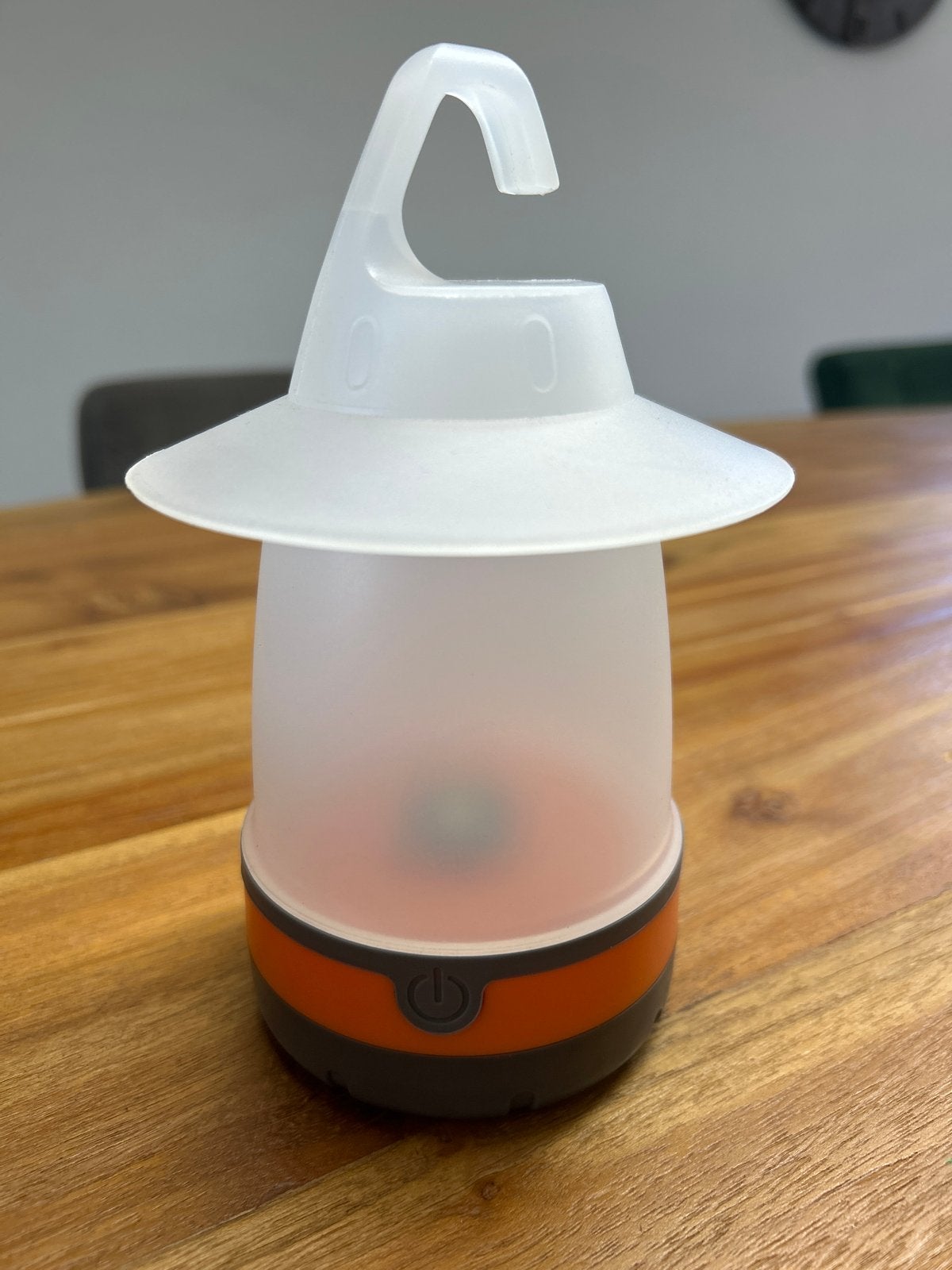 Euro Trail Light - Compacte Campinglamp met Wit & Blauw Lich, Ophalen, Zo goed als nieuw, Batterij