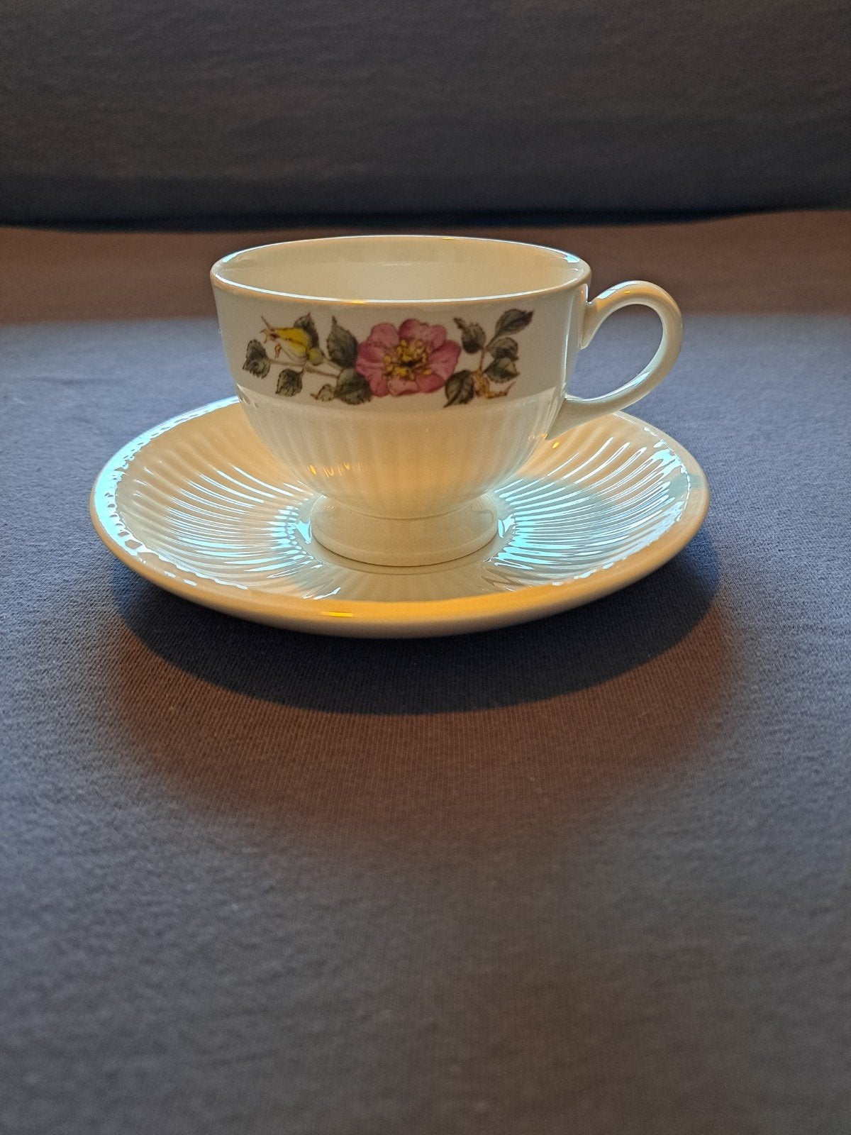 Wedgewood briar rose theekop en schotel 4x, Ophalen of Verzenden, Zo goed als nieuw, Kop(pen) en/of Schotel(s), Wedgwood