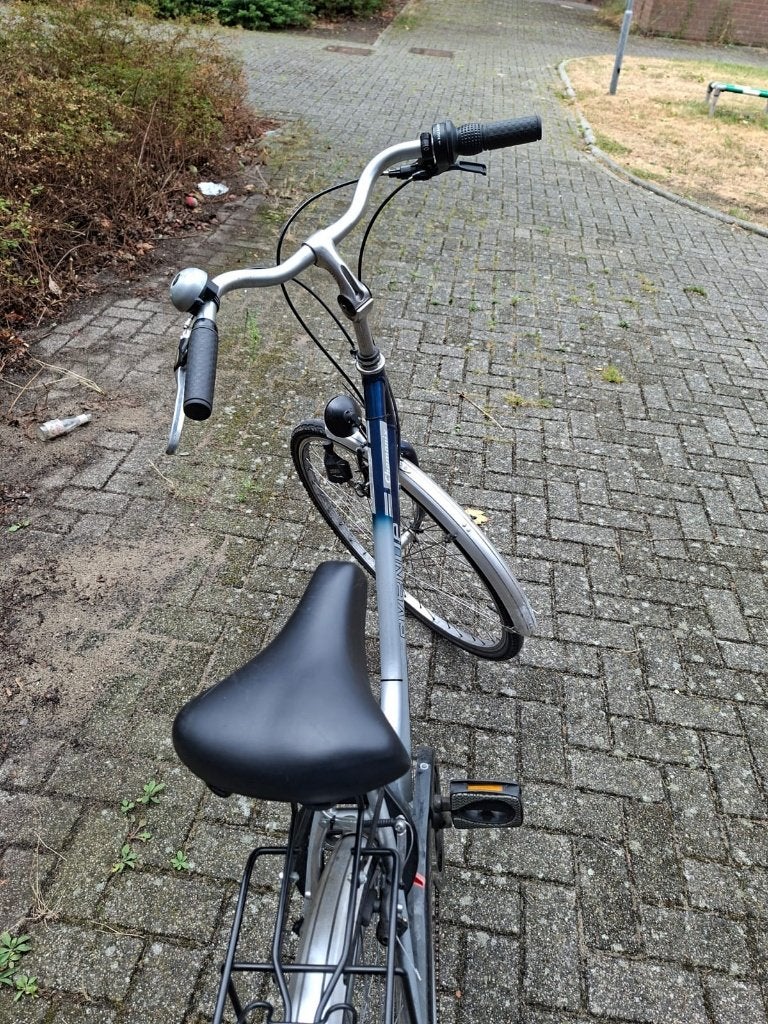 fiets 28 inch merk Avenue  versnellingen ( aluminium frame), Fietsen en Brommers, Fietsen | Dames | Damesfietsen, 53 tot 56 cm