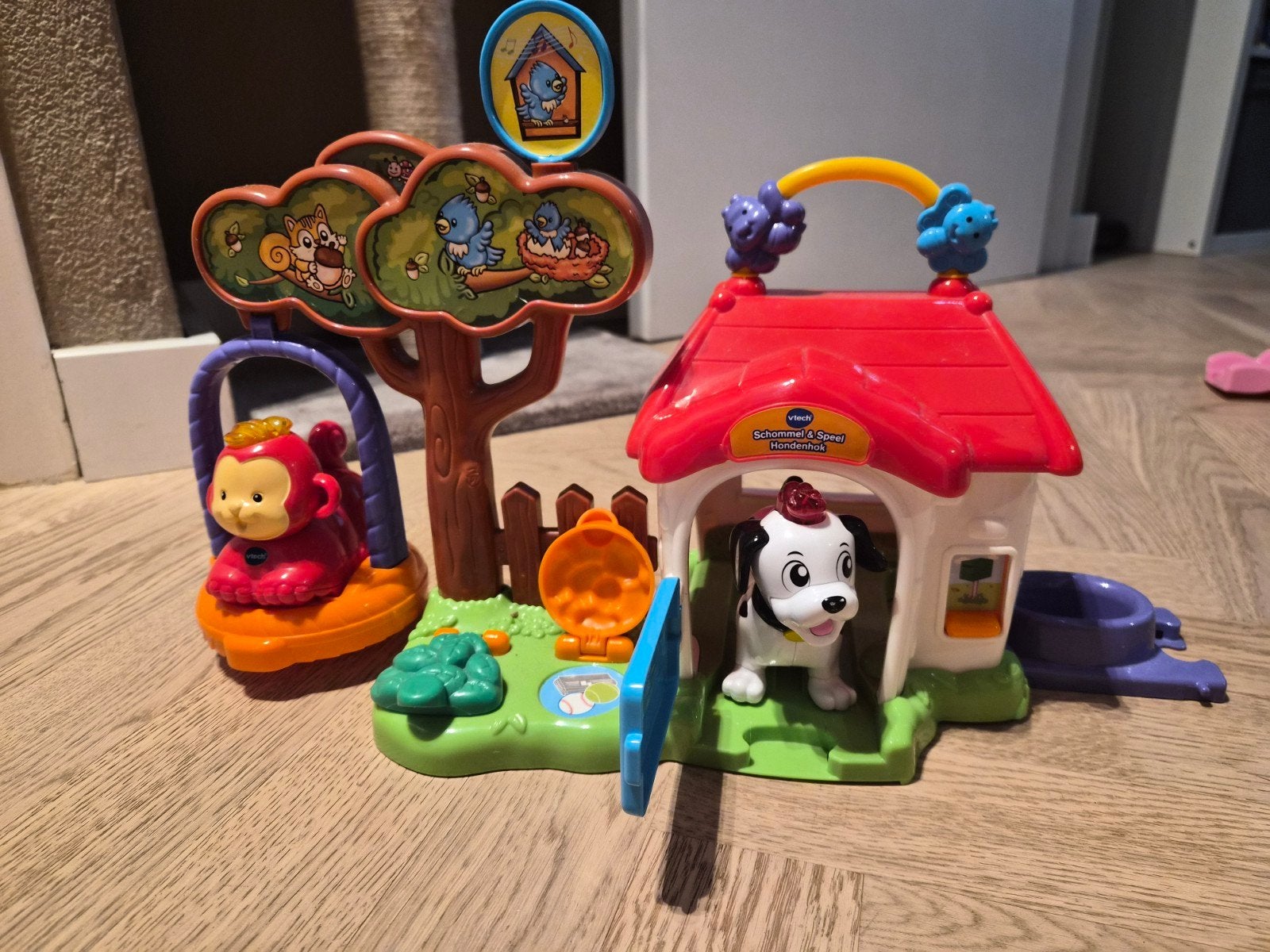VTech Zoef Zoef Dieren Speelset Hondenhok en Boom, Ophalen of Verzenden, Gebruikt, Overige typen, Met geluid