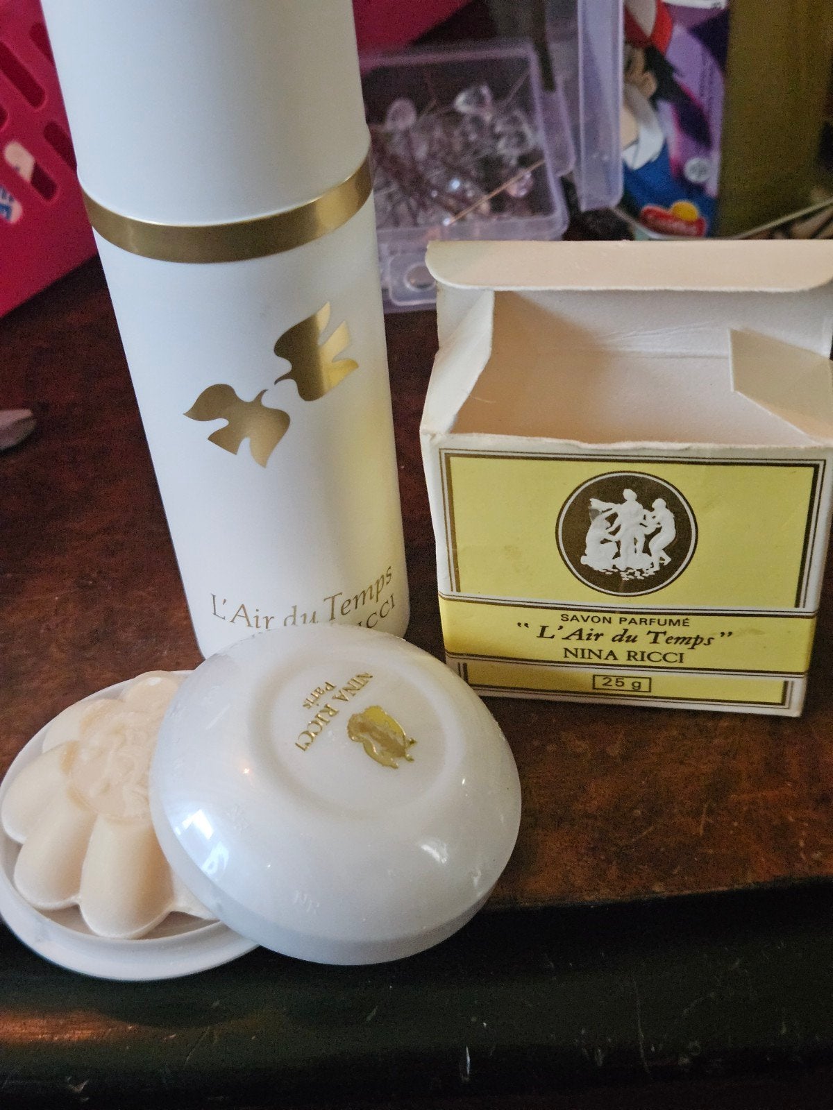 Nina Ricci L'Air du Temps parfum en zeep set, Onbekend, Ophalen of Verzenden, Zo goed als nieuw, Onbekend