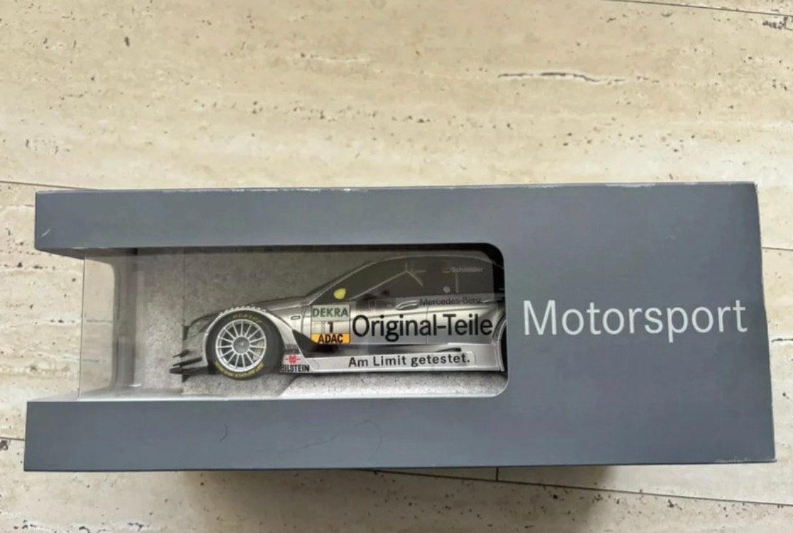 Autoart 1:18 Mercedes DTM 2007 Schneider (Dealer Box!!), Hobby en Vrije tijd, Modelauto's | 1:18, Ophalen of Verzenden, Nieuw