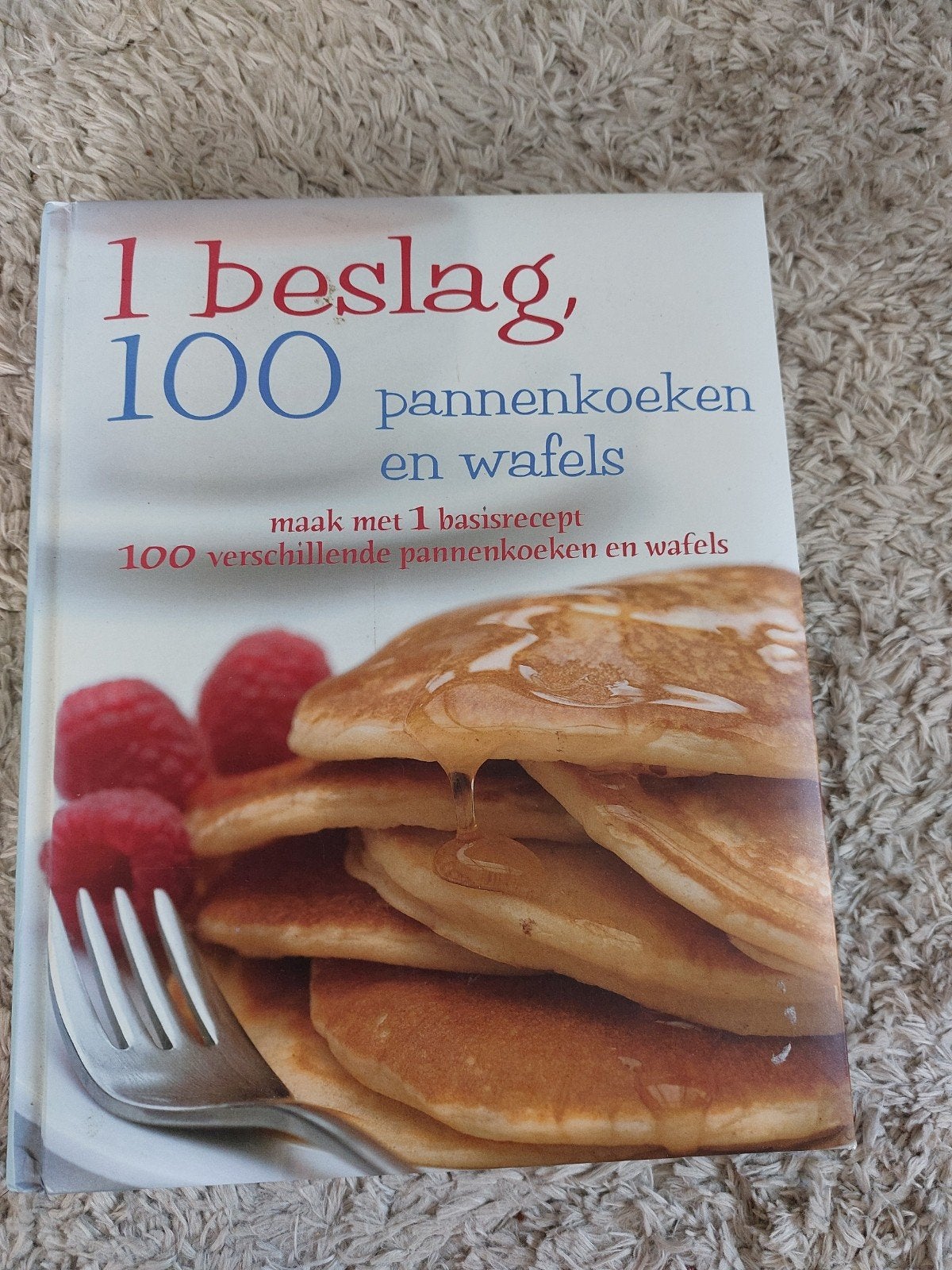 1 beslag, 100 pannenkoeken en wafels kookboek, Ophalen of Verzenden, Zo goed als nieuw, Hoofdgerechten