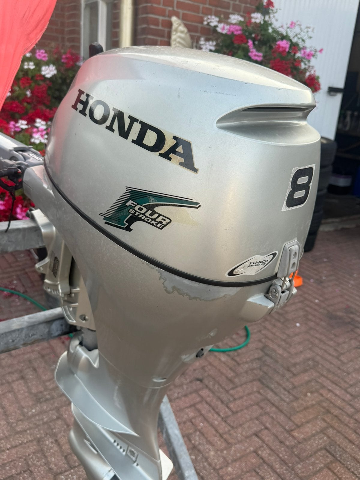 Honda 8pk 4 takt langstaart inc brandstof tank op kuppel, Watersport en Boten, Buiten- en Binnenboordmotoren, Benzine, 5 tot 10 pk