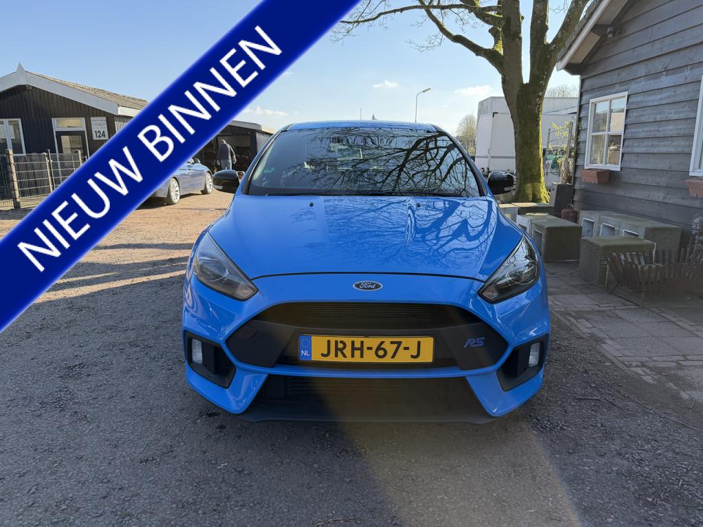 Ford Focus 2.3 RS FORGED|CAMERA|SCHUIFDAK (bj 2016), Focus, Gebruikt, Euro 6, 4 cilinders
