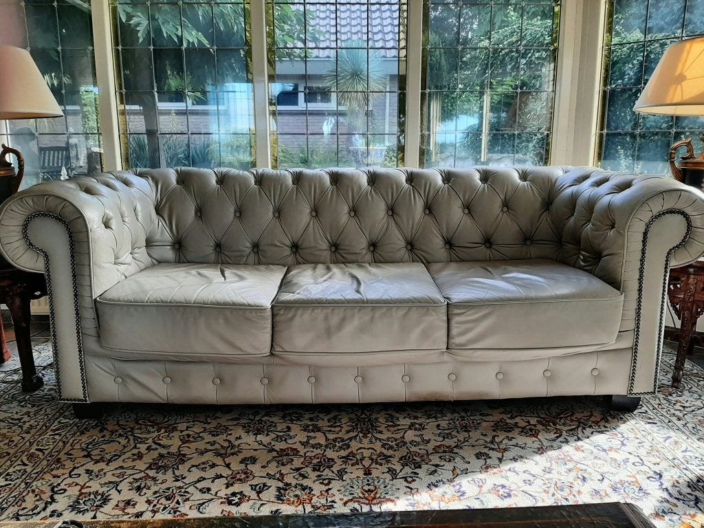 Chesterfield bank leer beige 3 zits, Ophalen, Gebruikt, Chesterfield, Tweepersoons