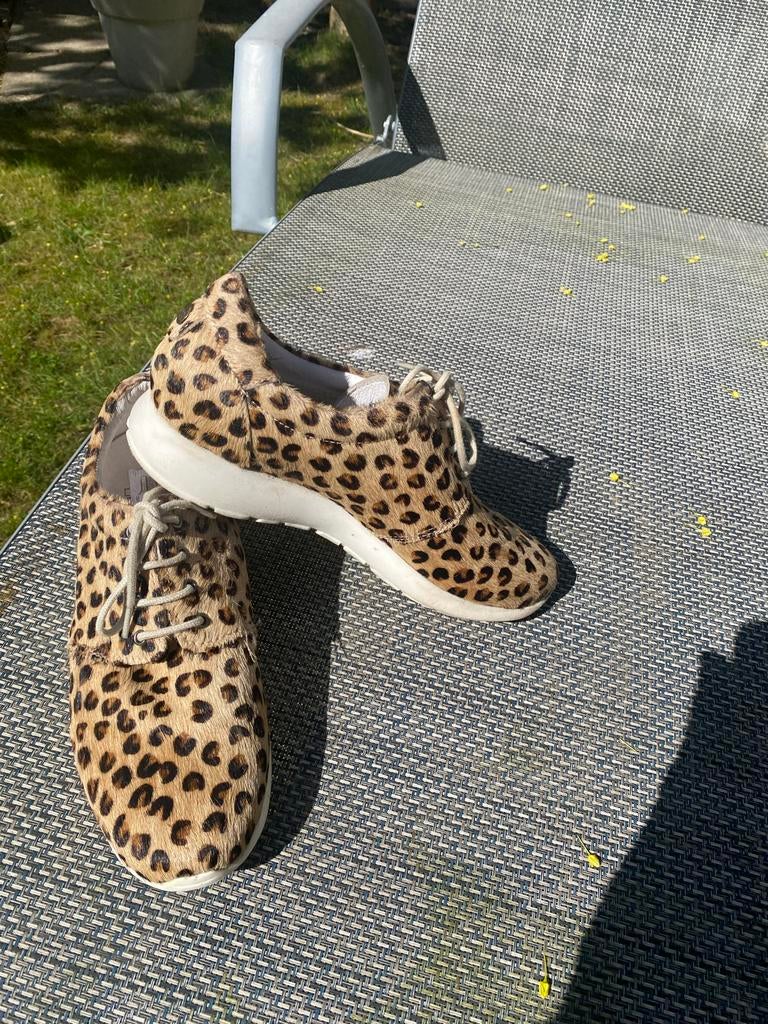 Maruti  Luipaardprint Sneakers - Maat 39, Overige kleuren, Ophalen of Verzenden, Sneakers of Gympen, Gedragen
