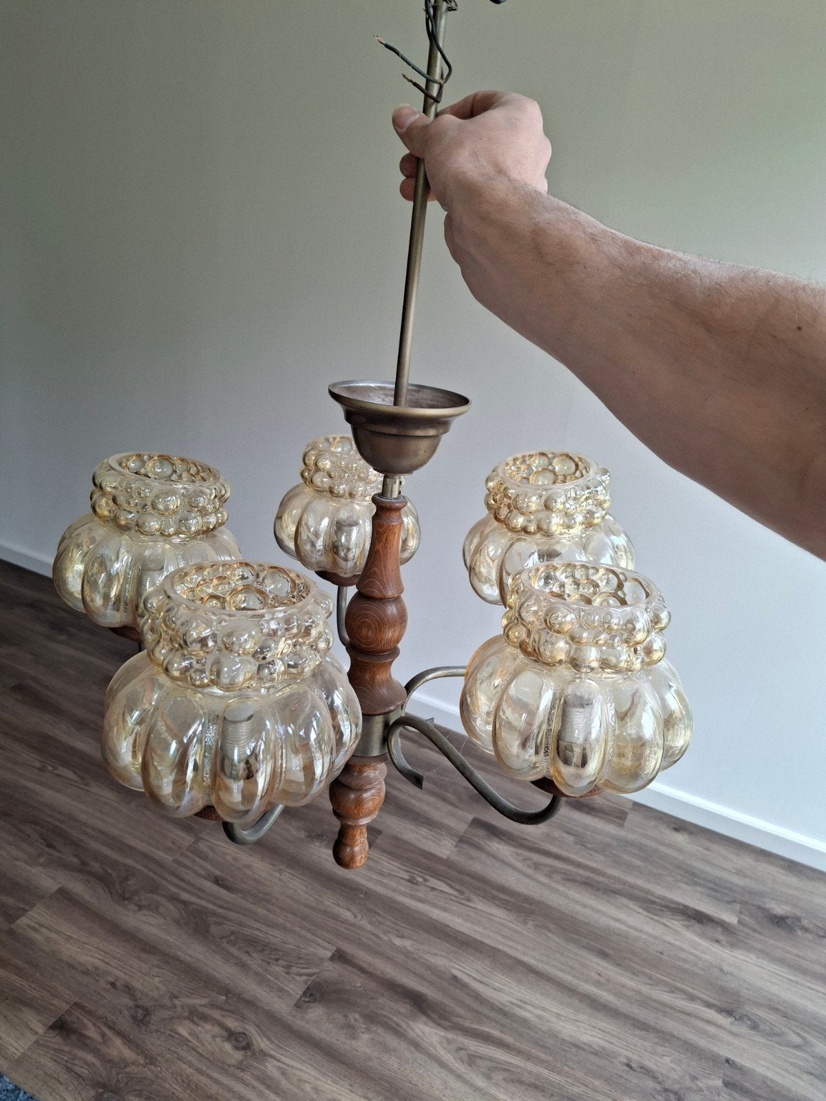 Vintage Kroonluchter met 5 Glazen Kappen, Ophalen, Gebruikt, E14 (klein), Vintage, Klassiek