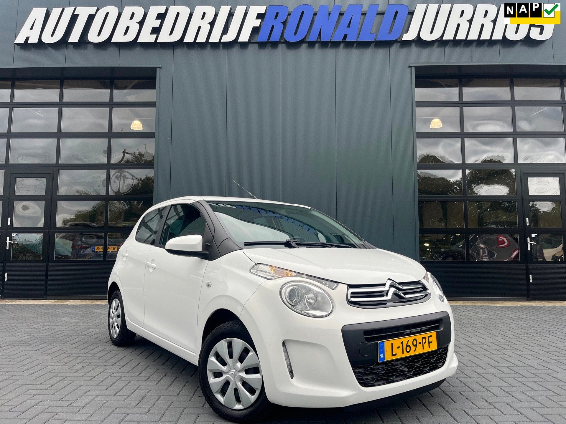 Citroen C1 1.0 VTi Feel NLAuto/Achteruitrijcamera/Carplay/Ai, Auto's, Voorwielaandrijving, Stof, Gebruikt, 4 stoelen