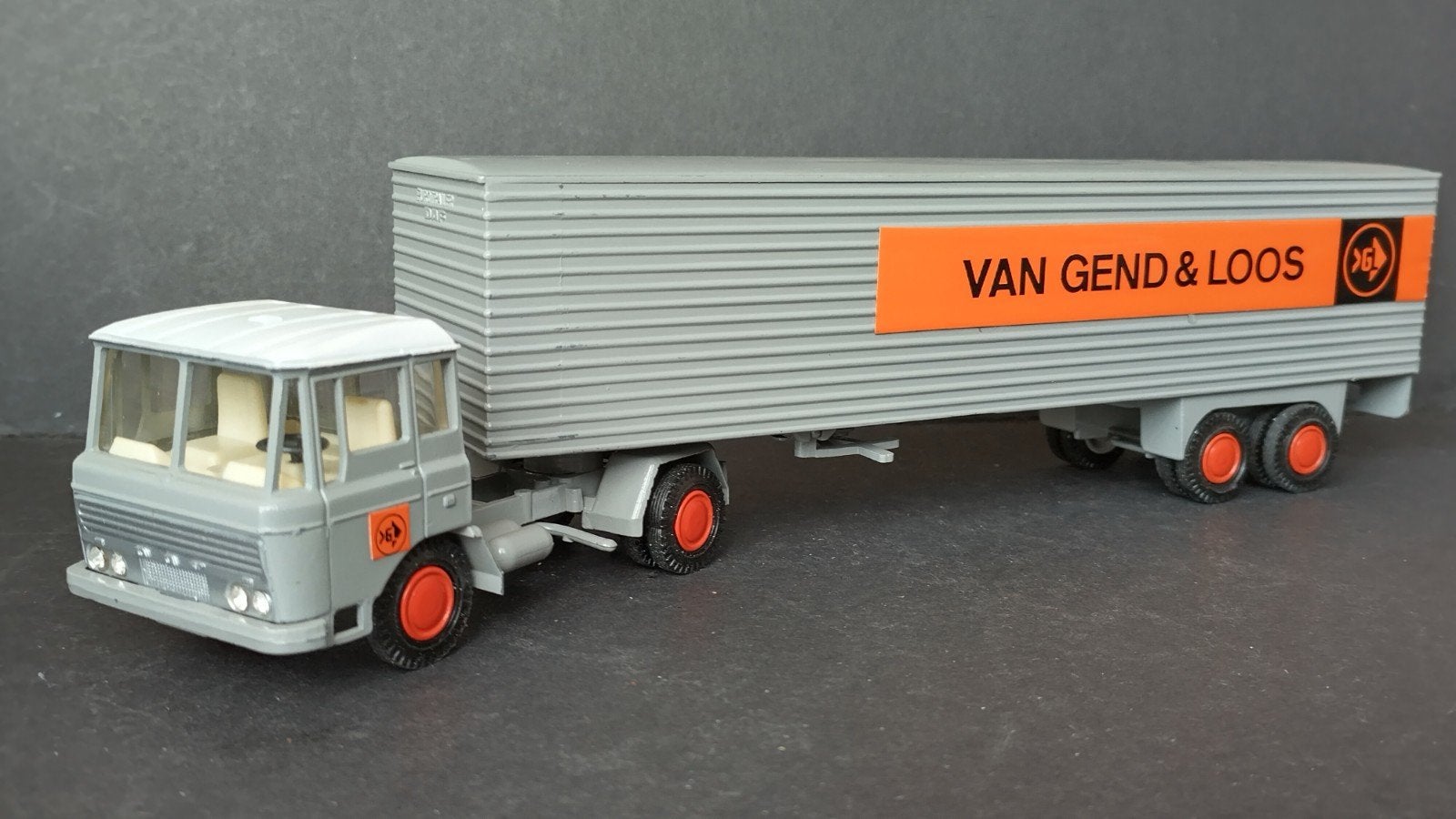 Daf 2000 Van Gend en Loos 1:50 Lion Car Pol, Verzenden, ., Zo goed als nieuw, Lion