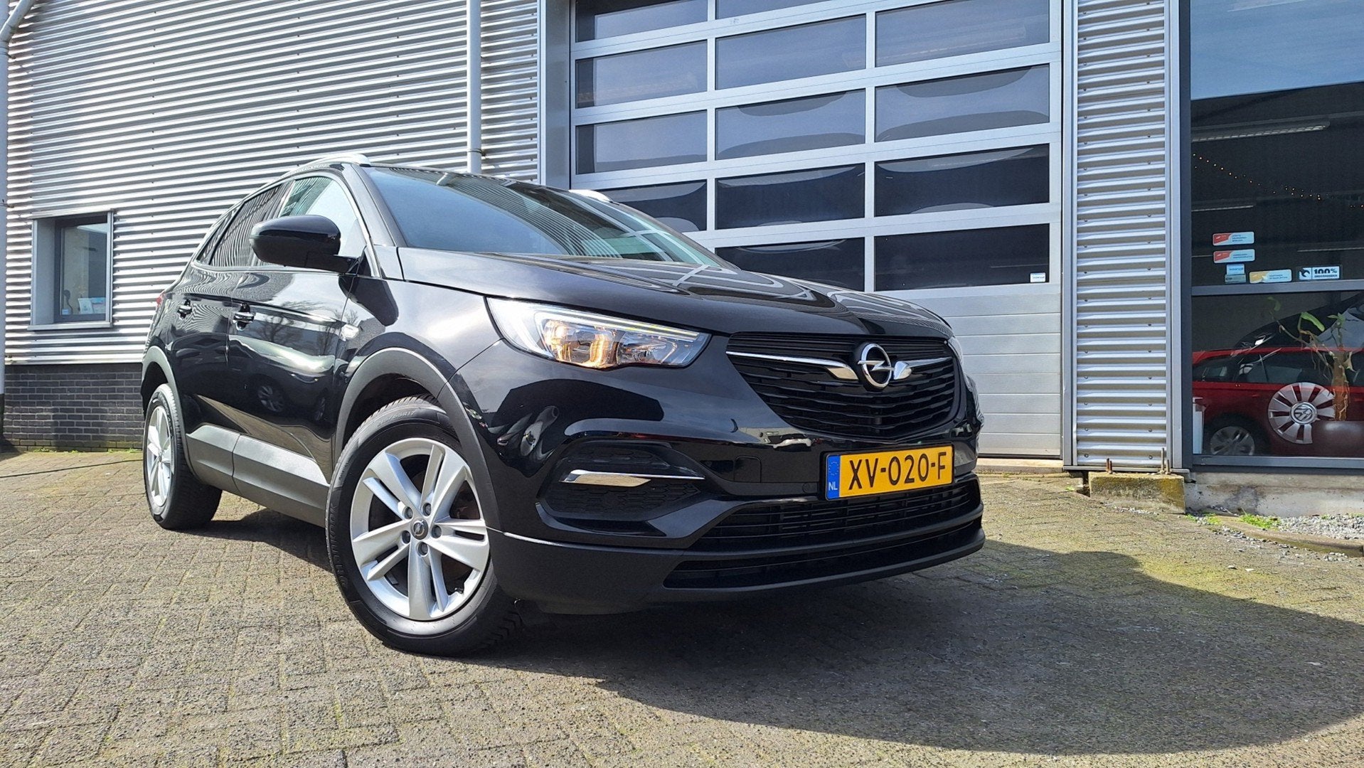 Opel Grandland X 1.2 Turbo Business +/Navigatie/Camera/Cruis, Voorwielaandrijving, Gebruikt, Euro 6, Zwart