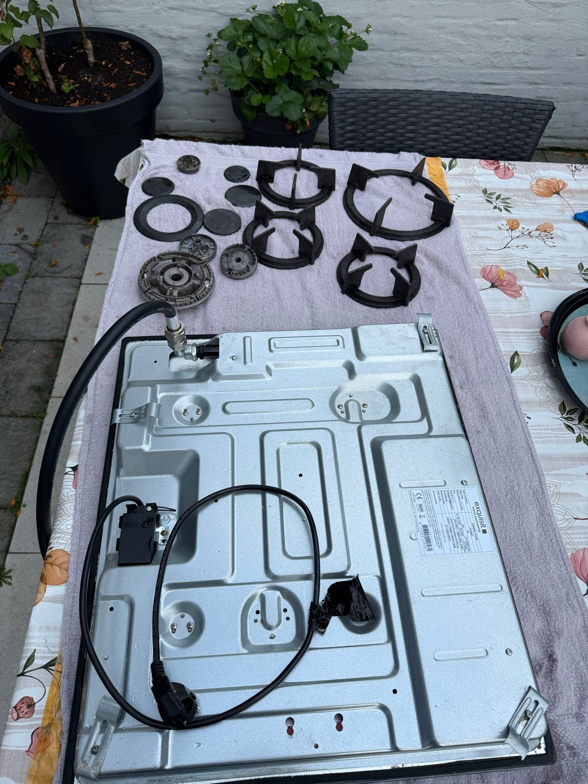 Exquisit Gasfornuis - 4 Kookzones - Zwart, Gebruikt, Inbouw, Gas, 4 kookzones