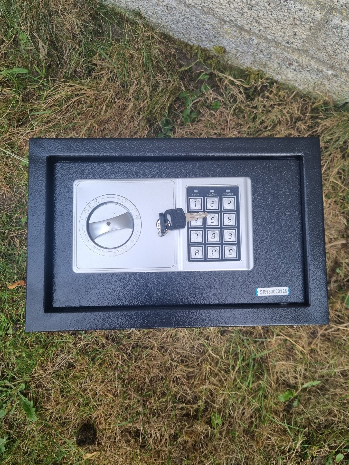 Zo goed als nieuwe kluis met sleutels en code, Ophalen, Zo goed als nieuw, Brandkast