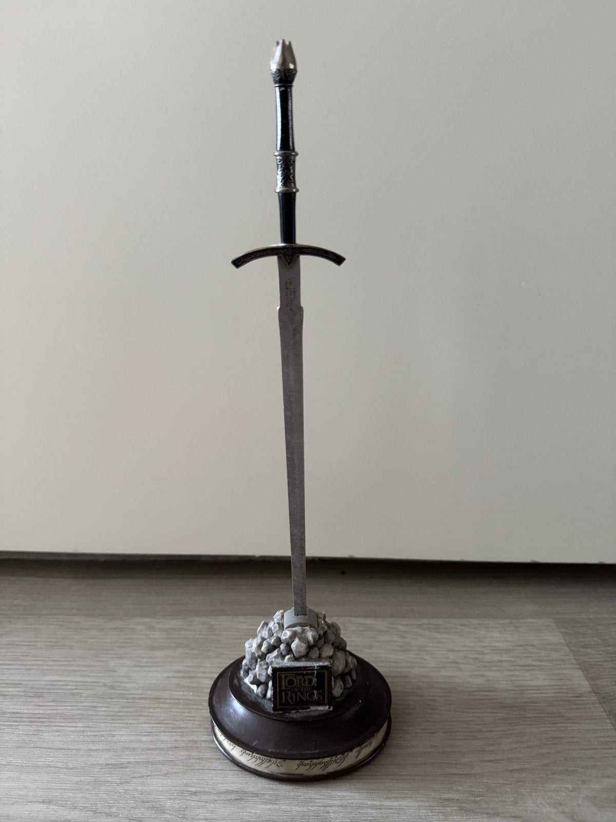 Lord of the Rings Zwaard Briefopener met Standaard, Verzamelen, Ophalen of Verzenden, Gebruikt