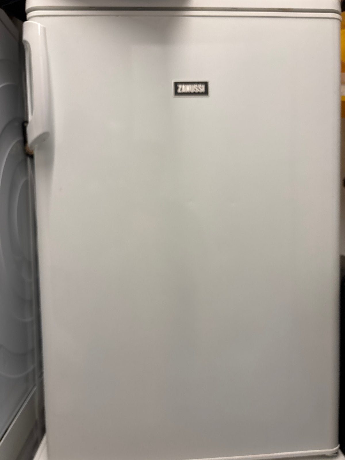Zanussi Koelkast - Compact en Efficiënt, 100 tot 150 liter, 45 tot 60 cm, Ophalen, 85 tot 120 cm