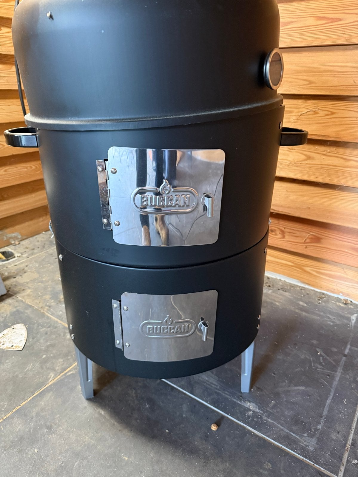 BULLCAN BBQ Smoker en CADAC Skottelbraai, Ophalen, Gebruikt