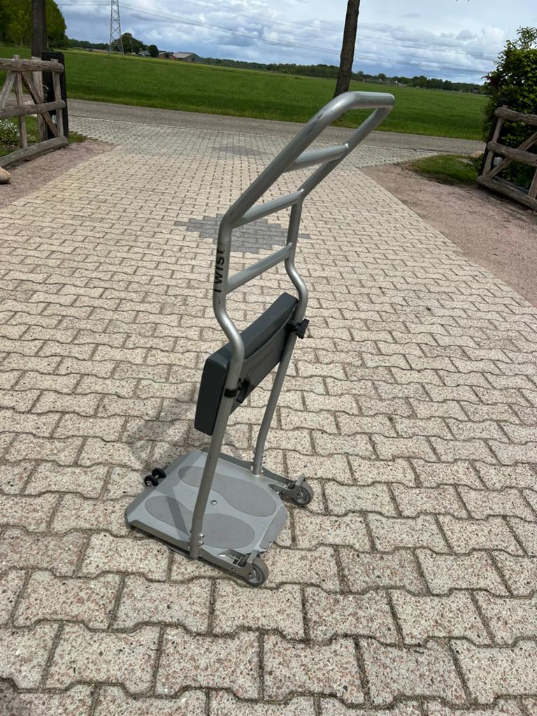 Sta op hulp/ transferhulp, 100 liter of meer, Ophalen, Zo goed als nieuw, Transportkar