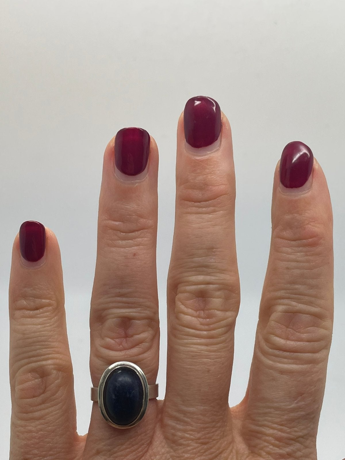 G109 Prachtige zilveren ring blauwe steen (verstelbaar), Sieraden, Tassen en Uiterlijk, Ophalen of Verzenden, Zilver, Ring, Met edelsteen