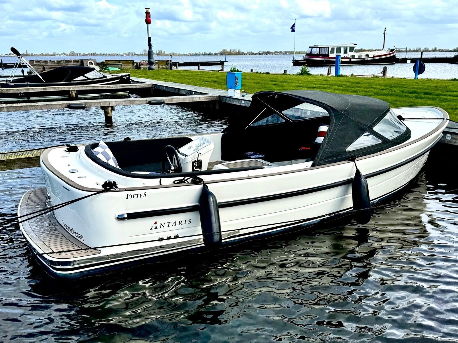 Antaris Fifty5 Vetus 27 PK bj. 2022, Ophalen, Antaris, Antifouling