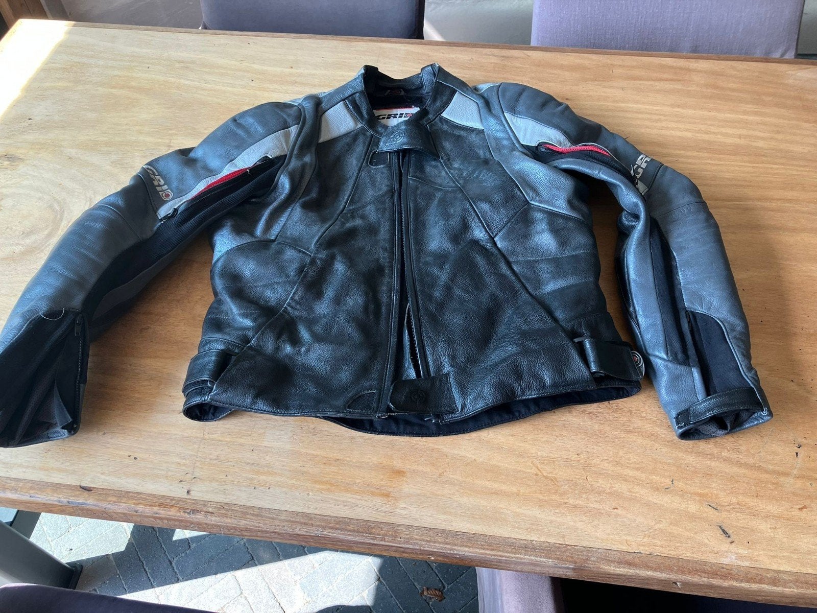 Motorpak: leren jas maat 52, broek maat L en laarzen maat 41, Ophalen, Tweedehands, Combipak