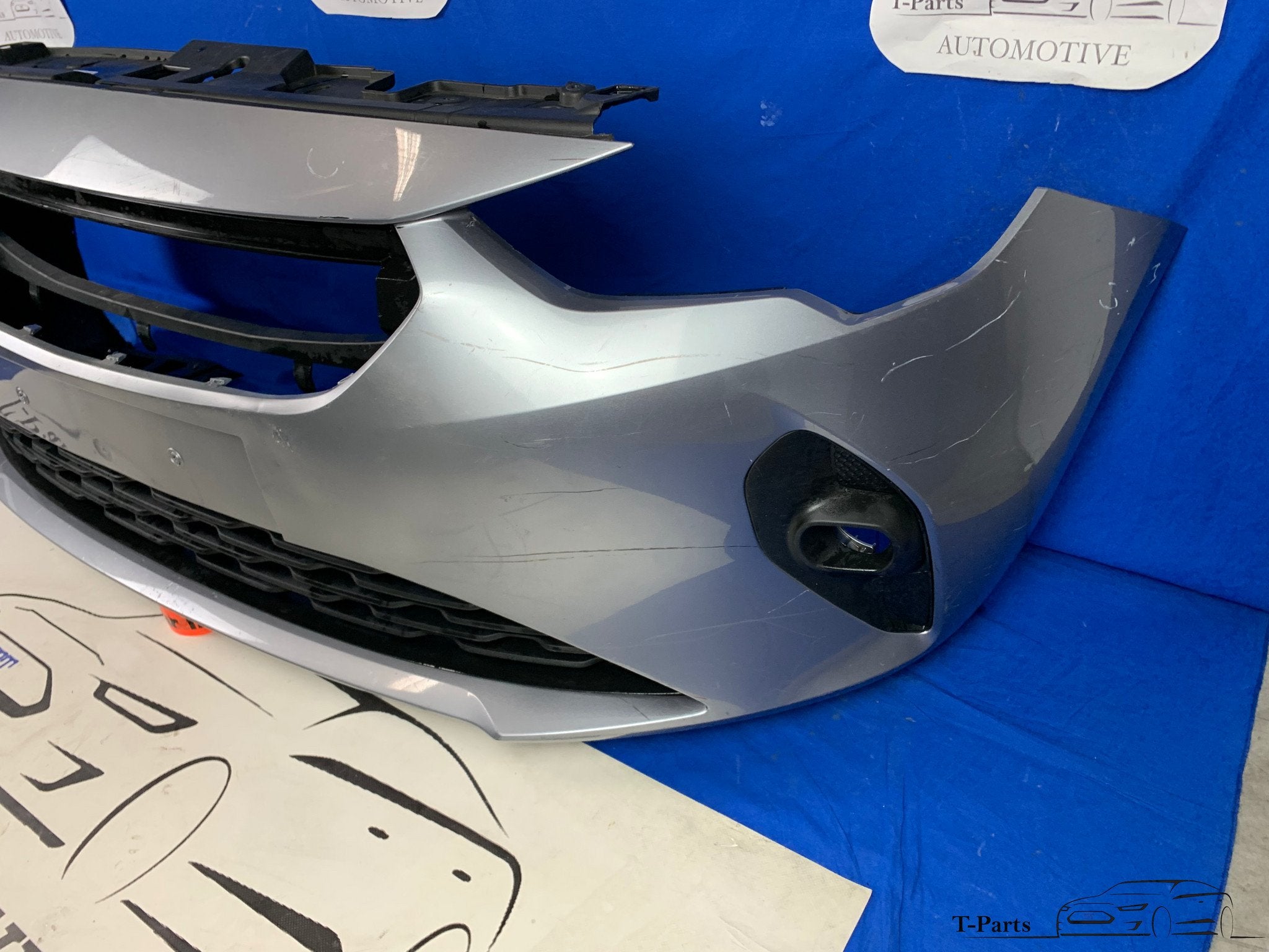 Opel corsa F voorbumper bumper 2019+ grille rooster, Info@fabrikant.eu, Opel, Ophalen of Verzenden, Bumper