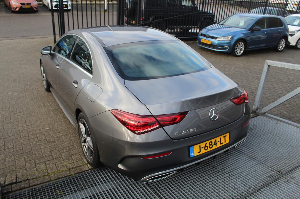 Mercedes-Benz CLA-Klasse 180 Automaat AMG/Sfeerverlichting/N, 136 pk, Gebruikt, Euro 6, 4 cilinders