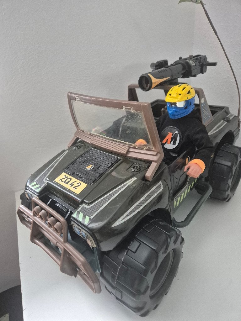 Action man poppen en jeep, Ophalen of Verzenden
