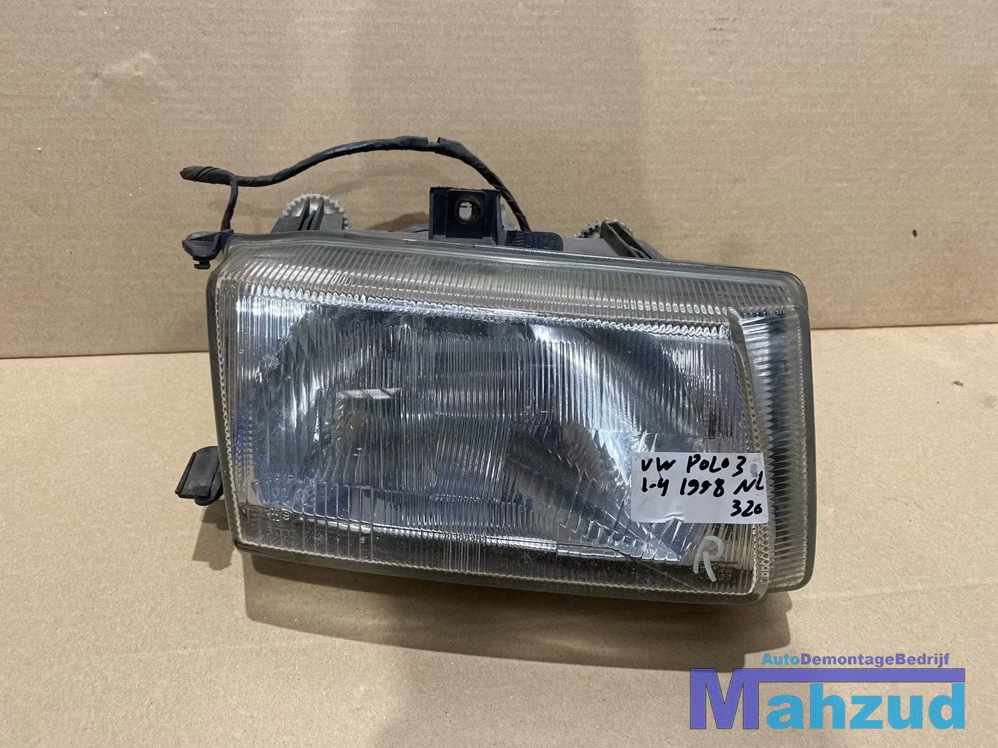 Polo 3 6n koplamp rechts, Auto-onderdelen, Verlichting, Gebruikt, Volkswagen, Volkswagen AG, Berliner Ring 2
38440  Wolfsburg, DE